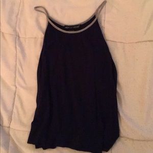 cute cropped tank top.